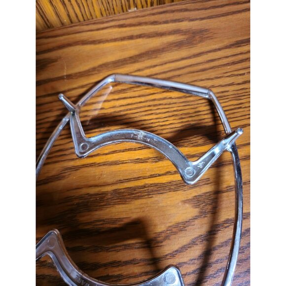 Set of 2, Vintage Chrome Corning Ware Casserole Dish Holders With Ribbed Handles - Picture 11 of 12